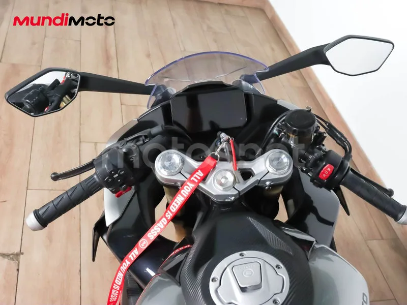CFMOTO 250NK - Vista 11