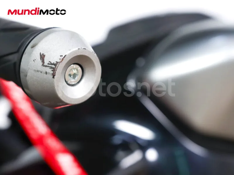 CFMOTO 250NK - Vista 20