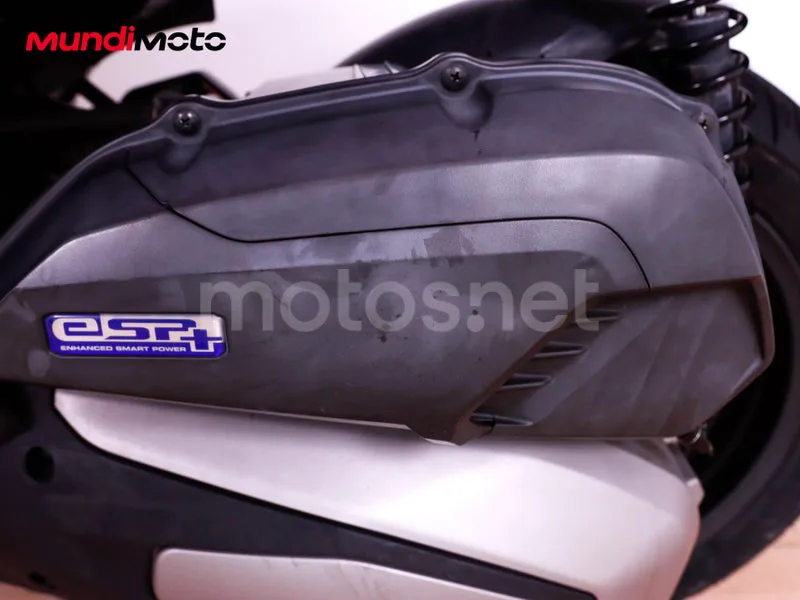 Honda Forza 125 - Vista 23