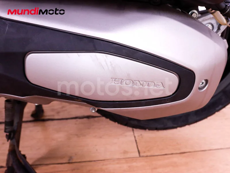 Honda Forza 125 - Vista 30