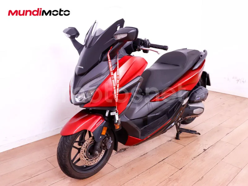 Honda Forza 125 - Vista 7