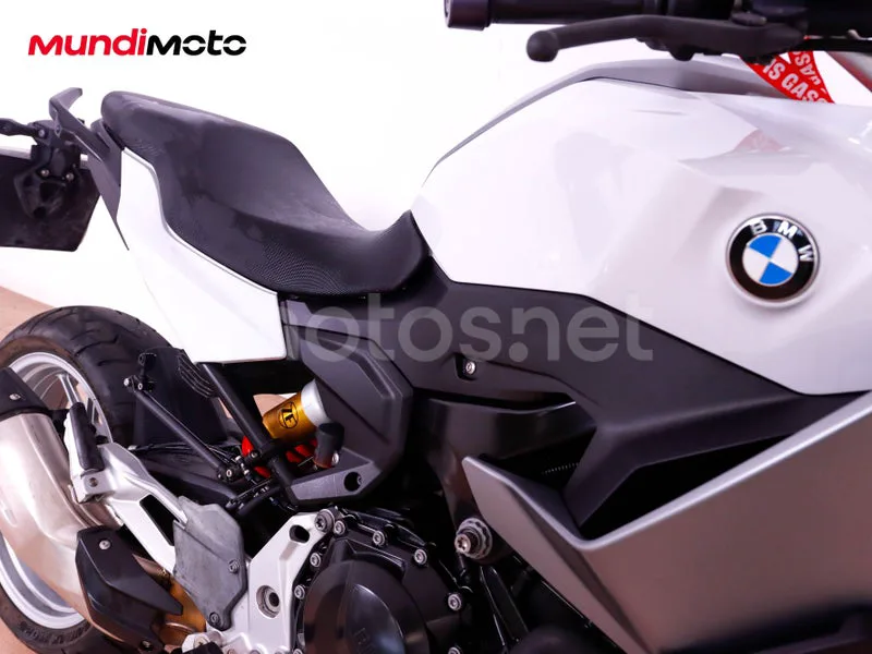 BMW F 900 XR - Vista 23