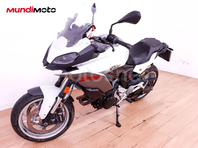 BMW F 900 XR - Vista 7