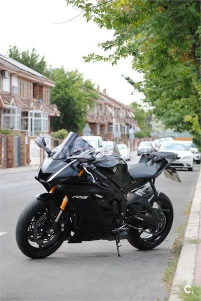 Yamaha YZF-R6 - Vista 4