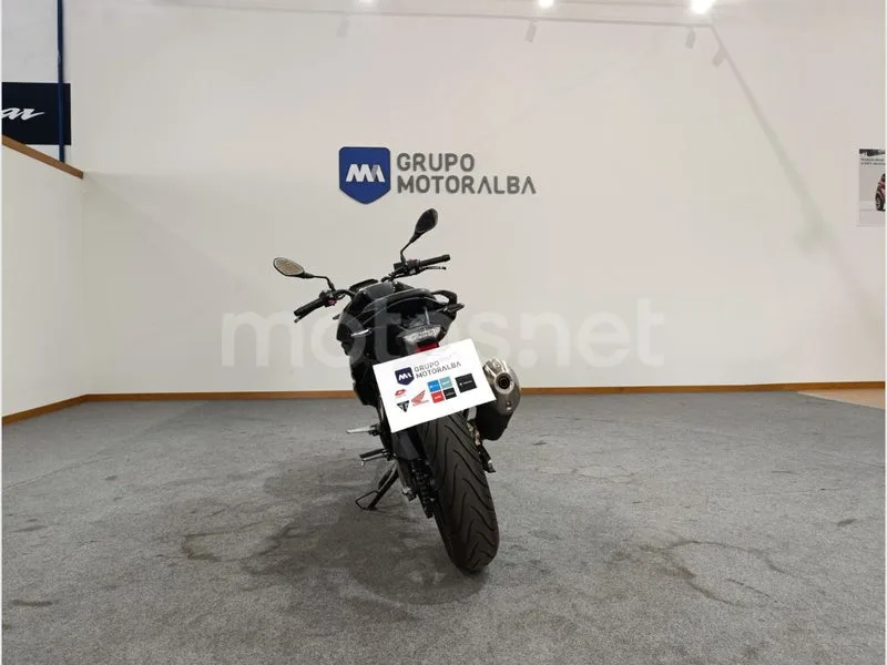 BMW G 310 R - Vista 4