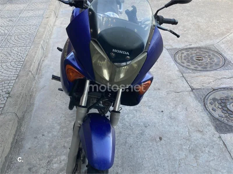 Honda XL125V Varadero 1700 € 2005 Alicante - 2