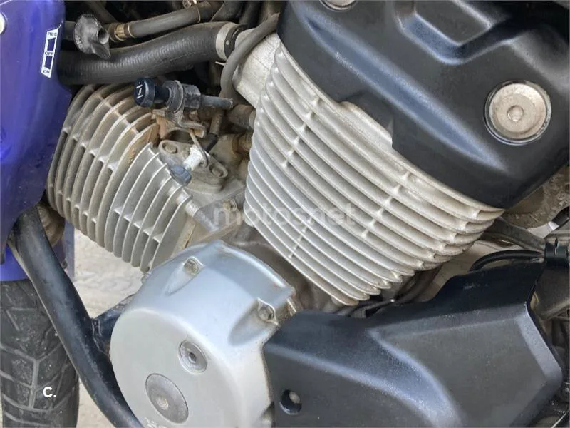Honda XL125V Varadero - Vista 7