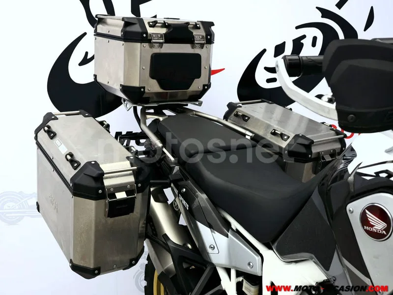 Honda CRF1000L Africa Twin - Vista 11