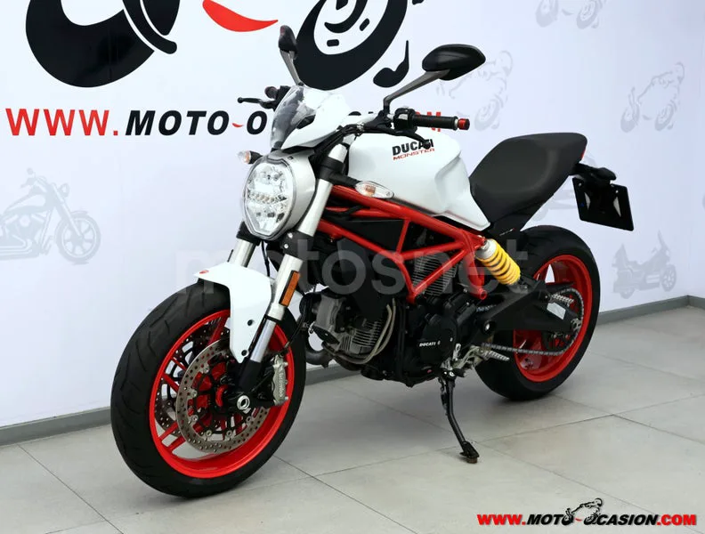 Ducati Monster 797 - Vista 8