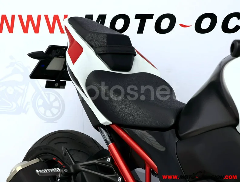 Kawasaki Z900 - Vista 11