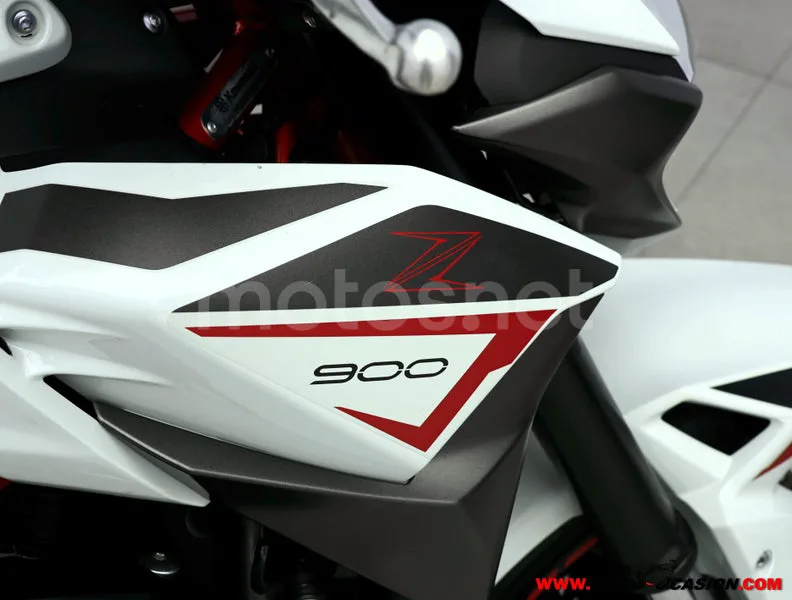 Kawasaki Z900 - Vista 9
