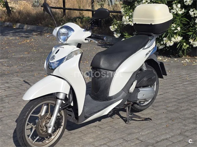Honda SH125i 2150 € 2015 Alicante - 2