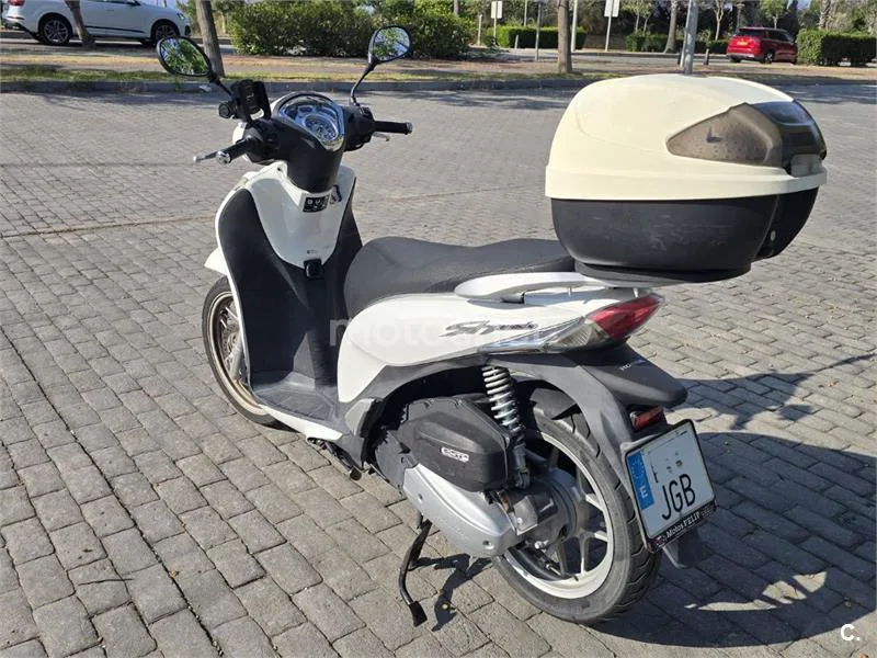 Honda SH125i - Vista 4