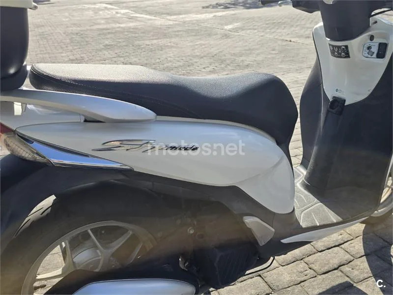Honda SH125i - Vista 7