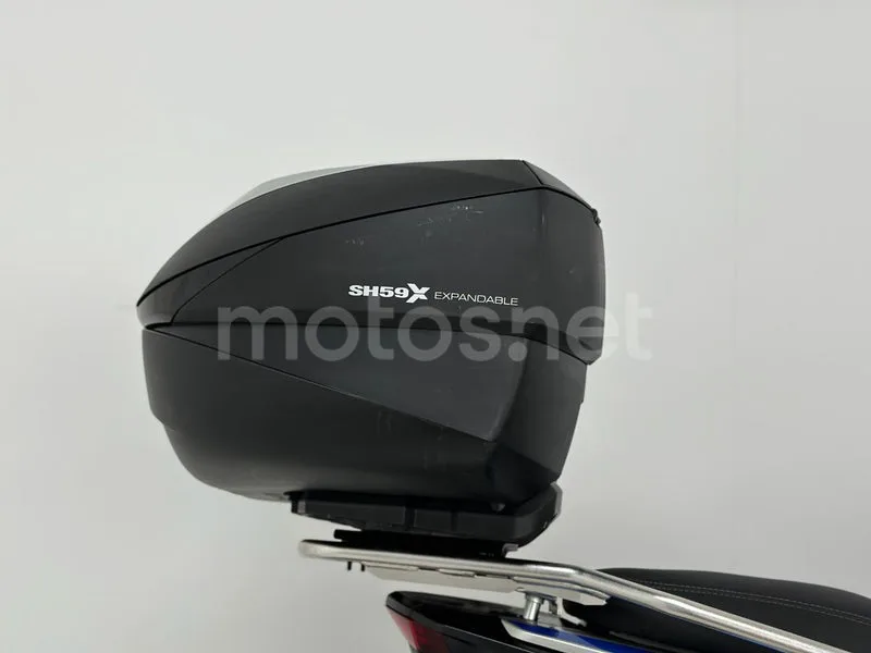 Voge 900DSX - Vista 12