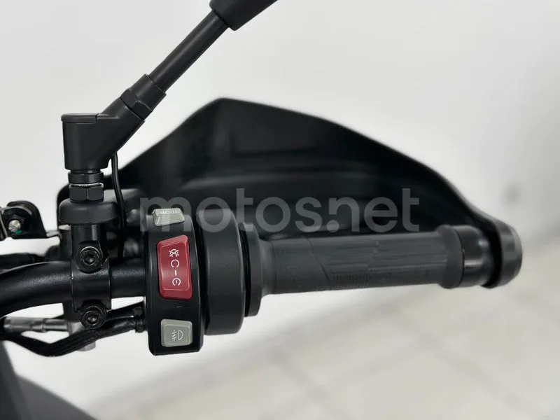 Voge 900DSX - Vista 32