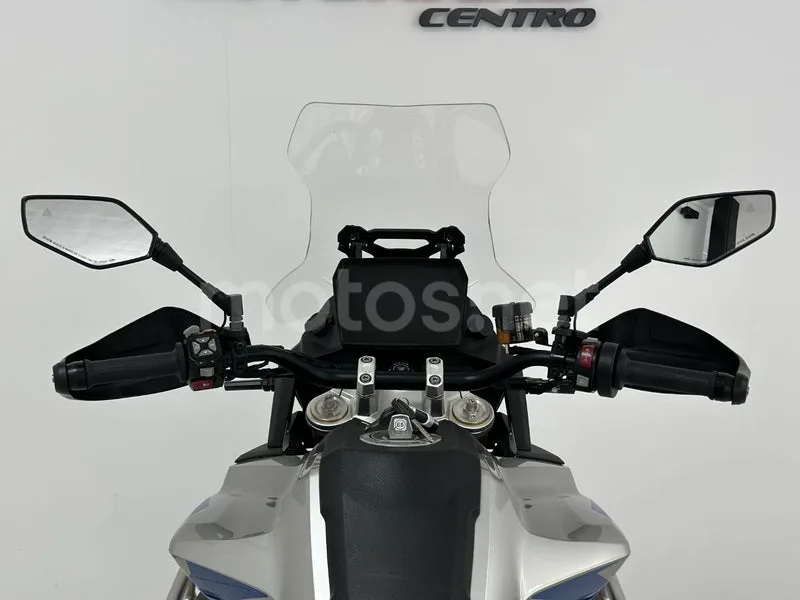 Voge 900DSX - Vista 8