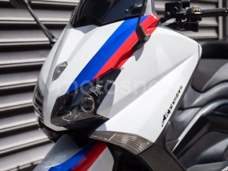Yamaha TMAX 530 - Vista 13
