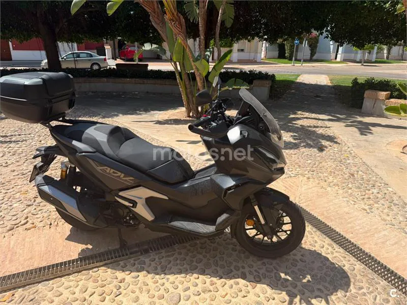 Honda ADV350 - Vista 3