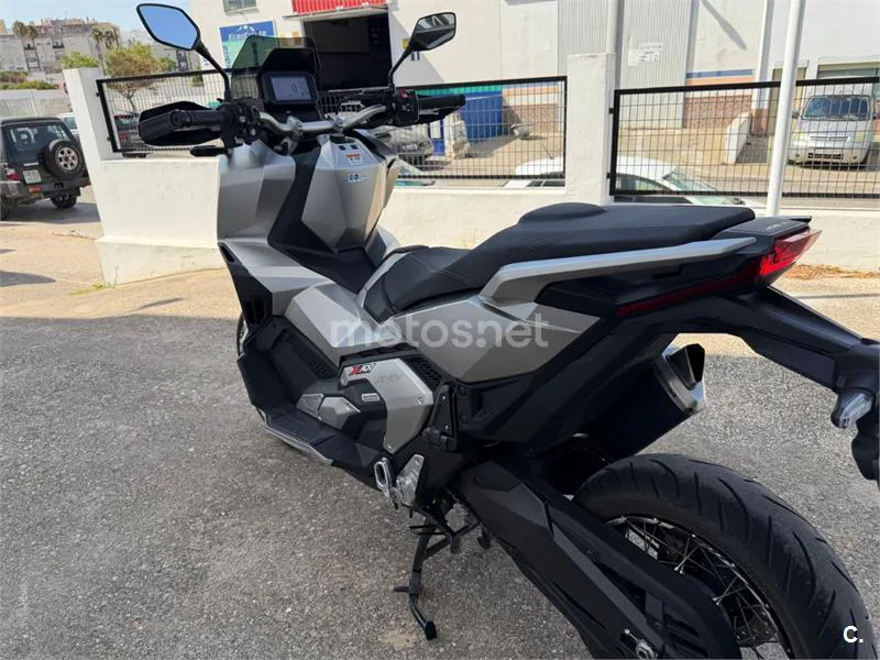 Honda X-ADV - Vista 5