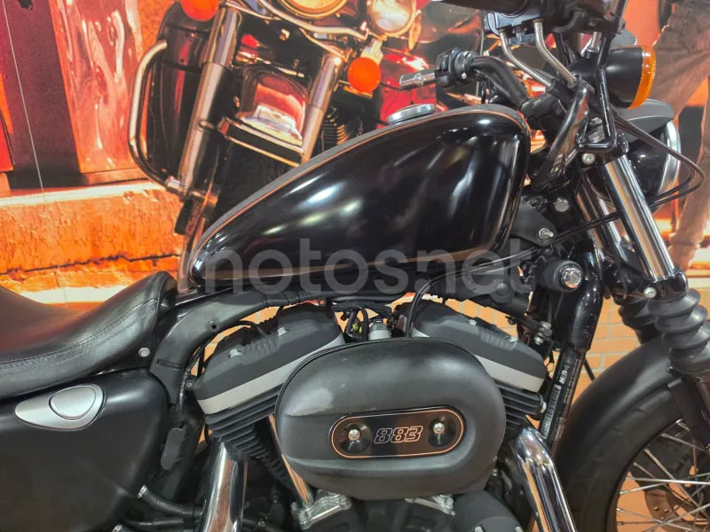 Harley-Davidson Iron 883 - Vista 4