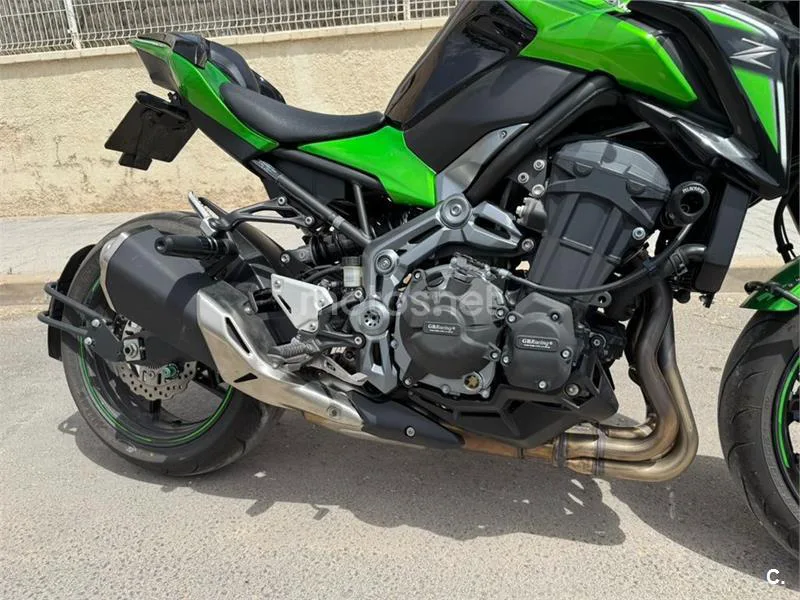 Kawasaki Z900 - Vista 6