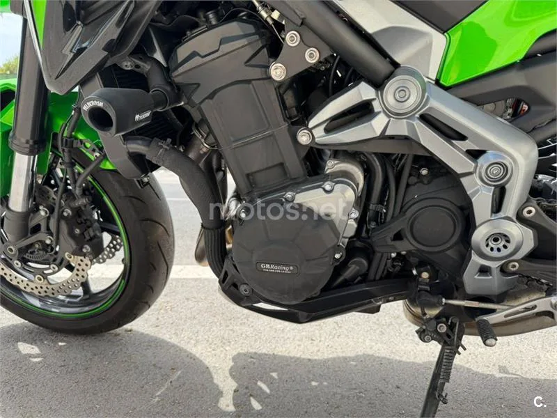 Kawasaki Z900 - Vista 7