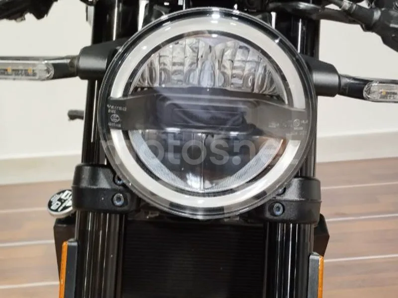 Husqvarna Vitpilen 401 - Vista 20