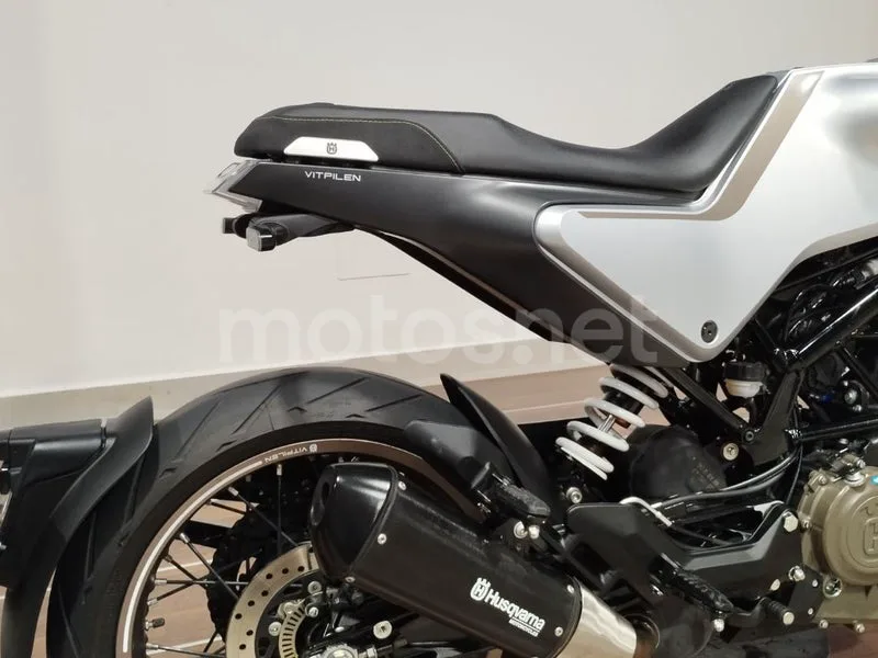 Husqvarna Vitpilen 401 - Vista 10