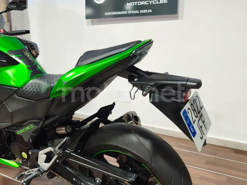 Kawasaki Z800 - Vista 33