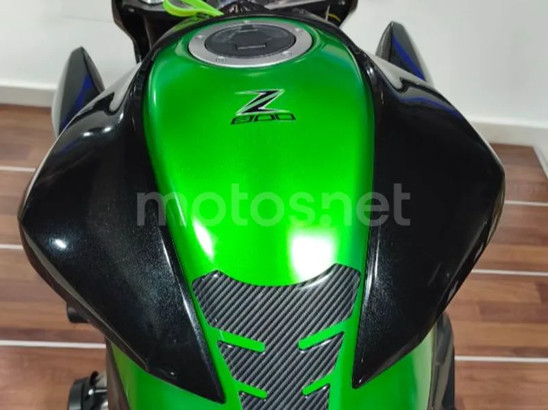 Kawasaki Z800 - Vista 39
