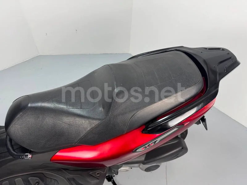 Piaggio X7 Evo 300 - Vista 10