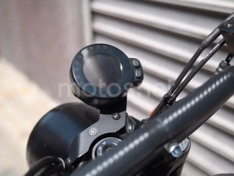 Yamaha XSR700 - Vista 19