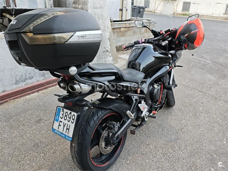 Yamaha FZ6 Fazer S2 - Vista 6