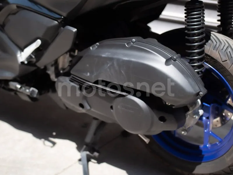 Yamaha XMAX 125 - Vista 15