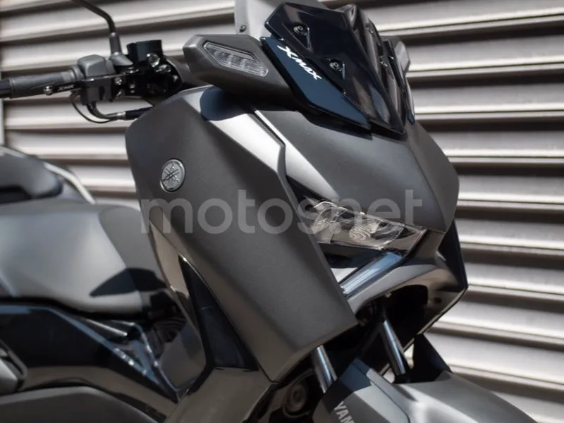 Yamaha XMAX 125 - Vista 3