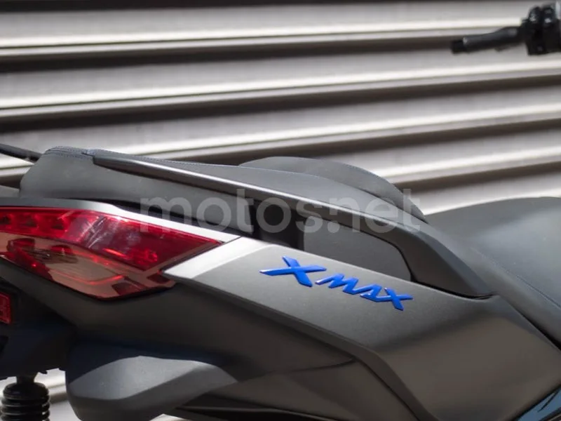 Yamaha XMAX 125 - Vista 7