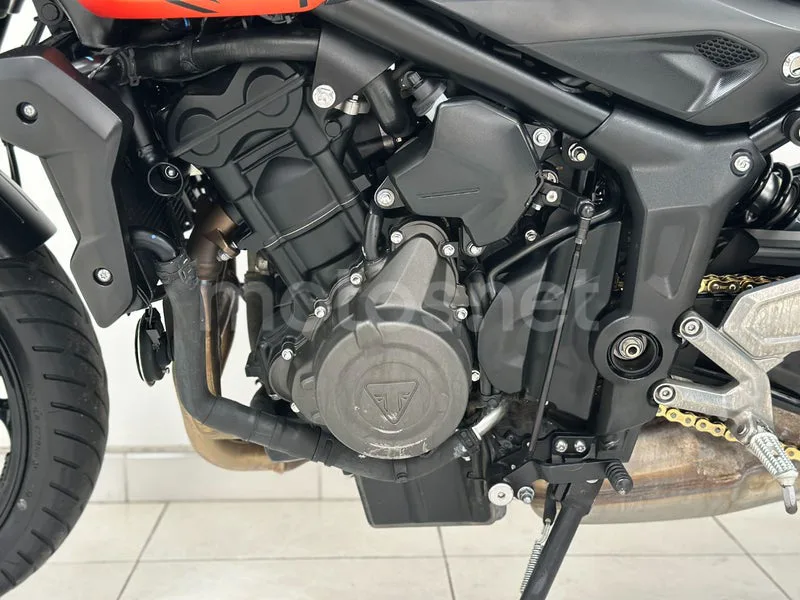 Triumph Trident 660 - Vista 16