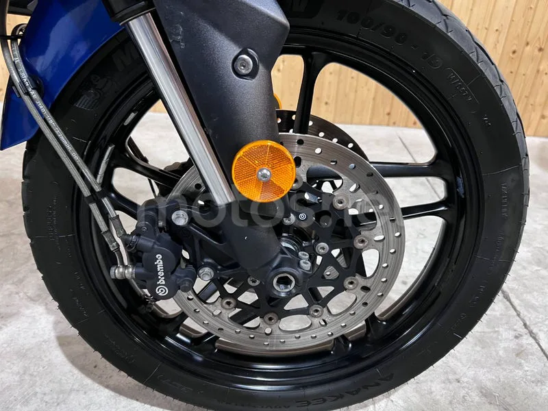 Triumph Tiger 800 XR - Vista 13