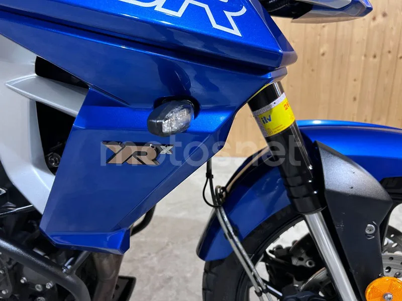 Triumph Tiger 800 XR - Vista 17