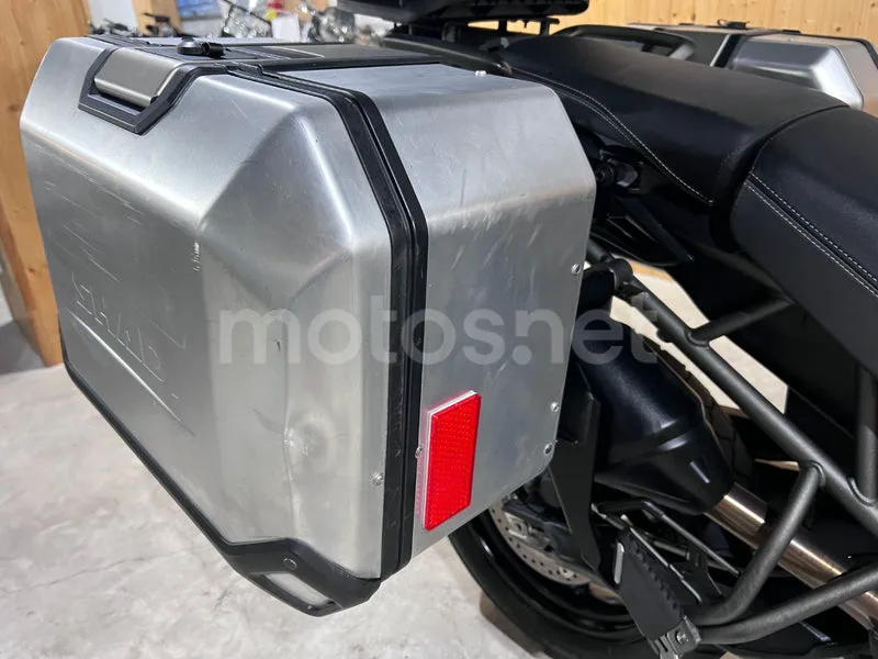 Triumph Tiger 800 XR - Vista 30