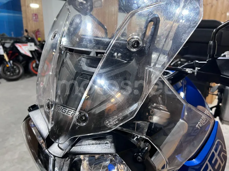 Triumph Tiger 800 XR - Vista 42