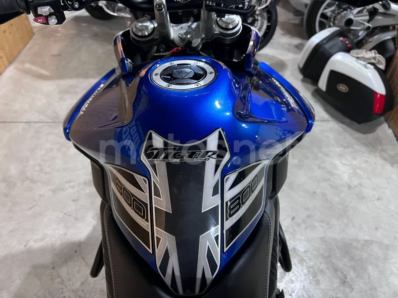 Triumph Tiger 800 XR - Vista 66