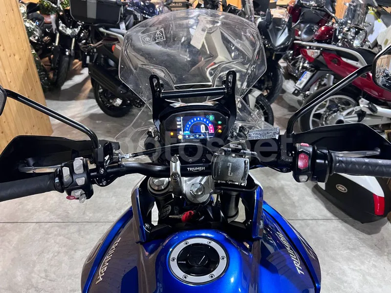Triumph Tiger 800 XR - Vista 67