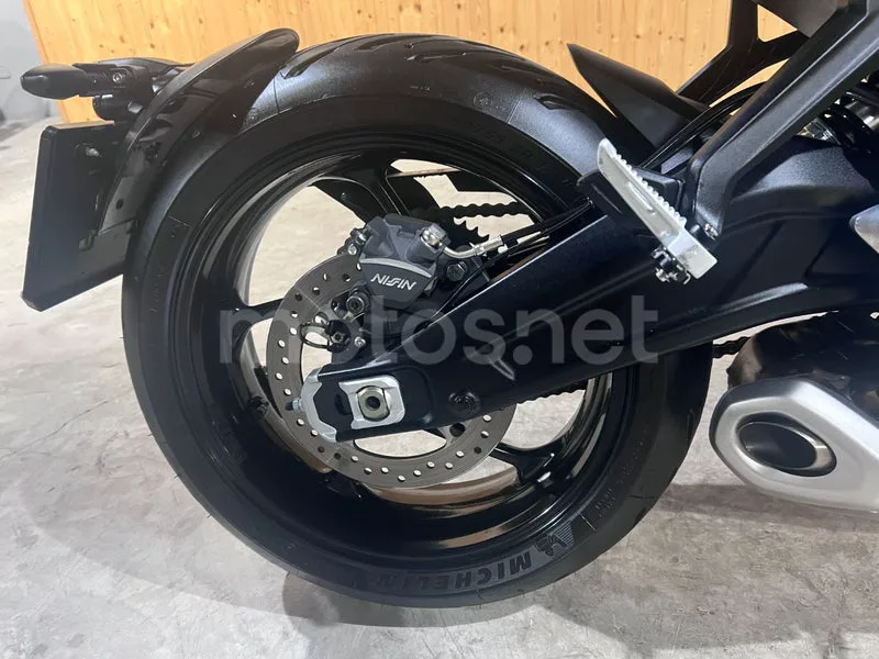Triumph Trident 660 - Vista 26
