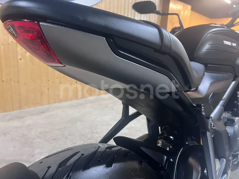 Triumph Trident 660 - Vista 29