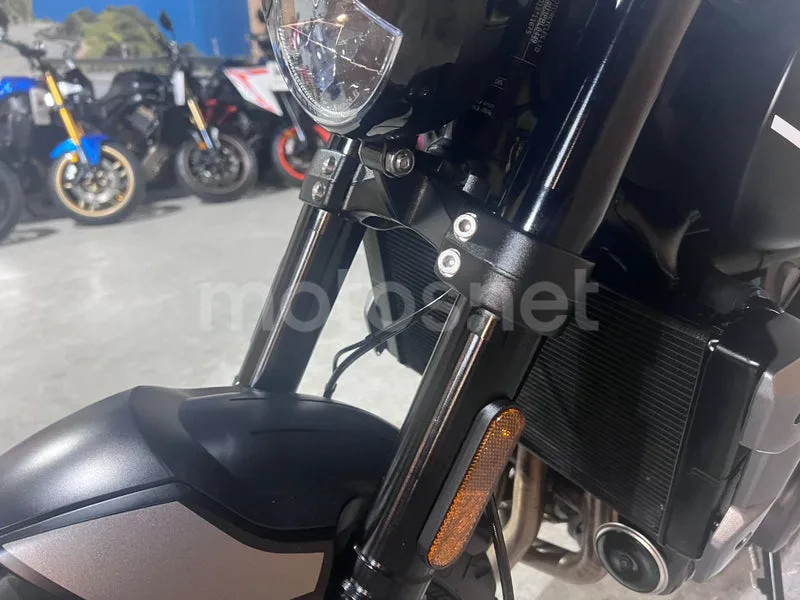 Triumph Trident 660 - Vista 35