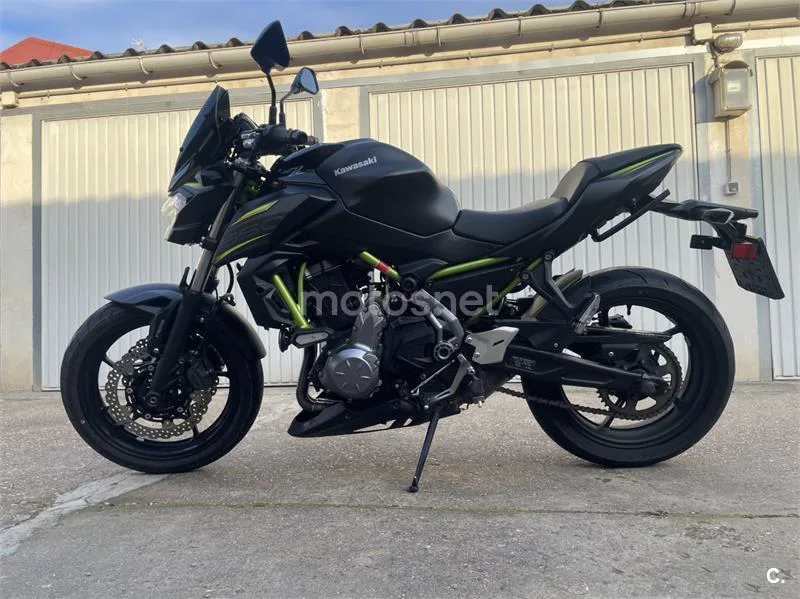 Kawasaki Z650 - Vista 3