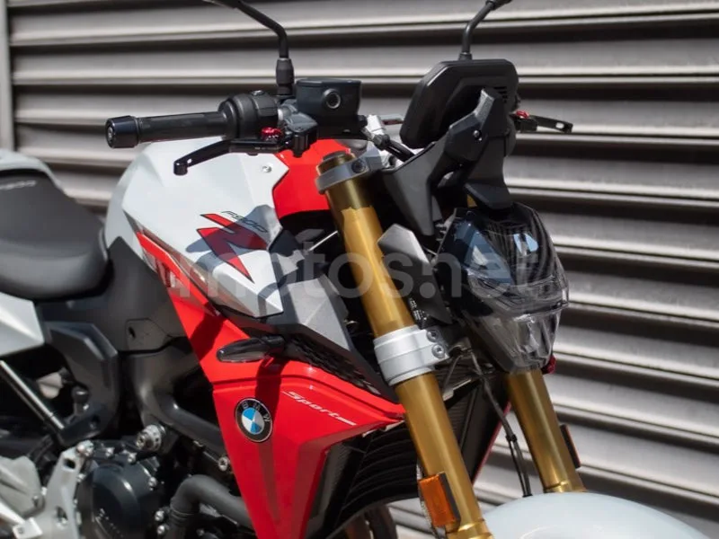 BMW F 900 R - Vista 3