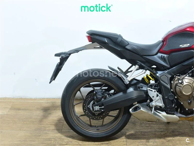 Honda CB650R - Vista 3